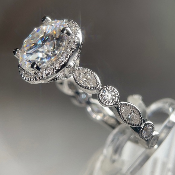 3ct with Halo & Art Deco band moissanite ring - Picture 3 of 12